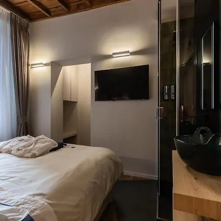 Trevi Steps Guest house *