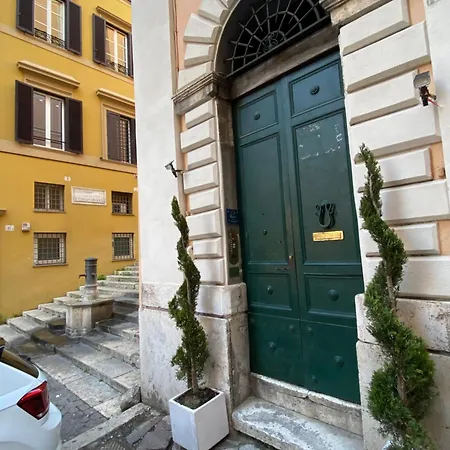Guest house Trevi Steps 4*