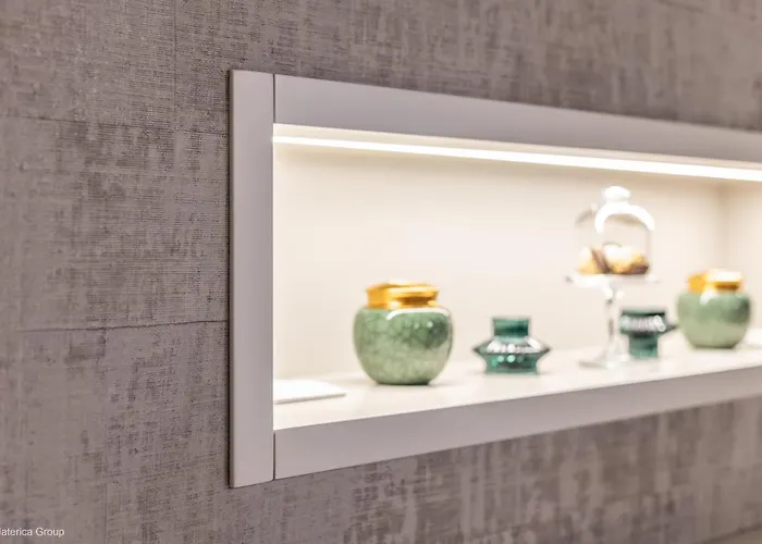 Trevi Steps 招待所 4*